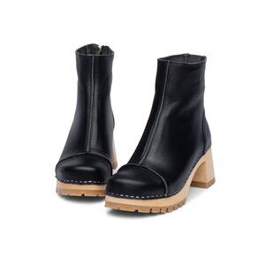 Swedish Hasbeens Women's Stitchy Boots in Black Size 39